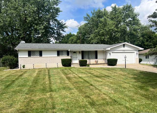 Property at 1362 Heathercrest Dr, Flint, MI 48532, 3 beds, 2.5 baths