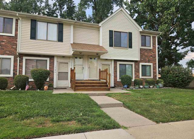 Property at 17459 Utica Oaks Ln, Roseville, MI 48066, 2 beds, 1 bath