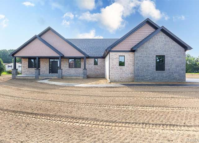 Property at 2039 Greater Oak Dr, Lapeer Township, MI 48446, 3 beds, 2.5 baths