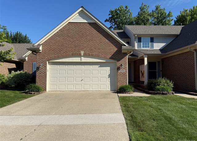 Property at 22693 Coachlight Cir, Taylor, MI 48180, 2 beds, 1.5 baths