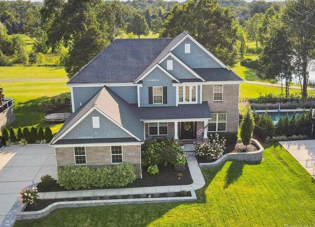 Property at 22821 Country Club Dr, South Lyon, MI 48178, 4 beds, 4.5 baths