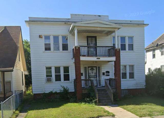Property at 121 Sturtevant St, Highland Park, MI 48203, 8 beds, 4 baths