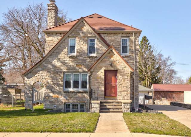 Property at 145 W Huron Ave, Bad Axe, MI 48413, 4 beds, 1.5 baths