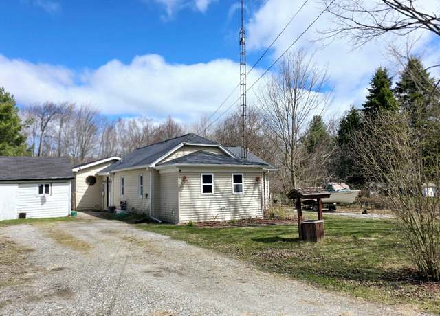Property at 7125 Harrington Rd, Lexington, MI 48450, 3 beds, 1 bath