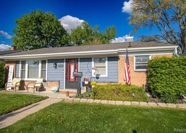 Property at 8210 N Henry Ruff Rd, Westland, MI 48185, 3 beds, 1 bath