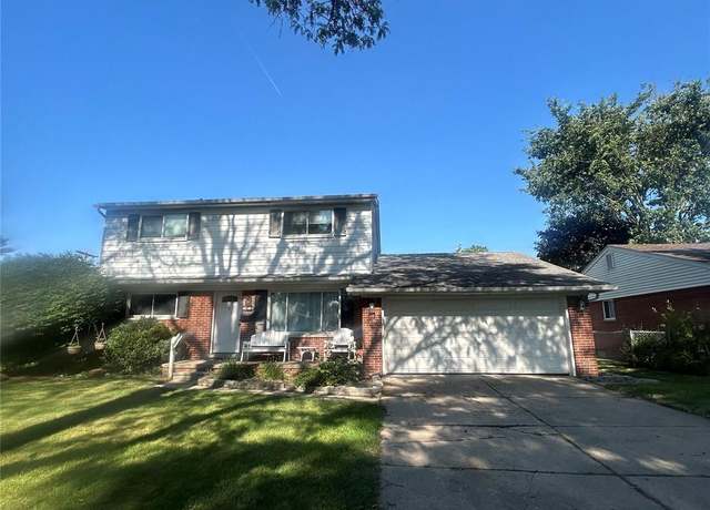 Property at 14154 Hubbell St, Livonia, MI 48154, 5 beds, 3 baths