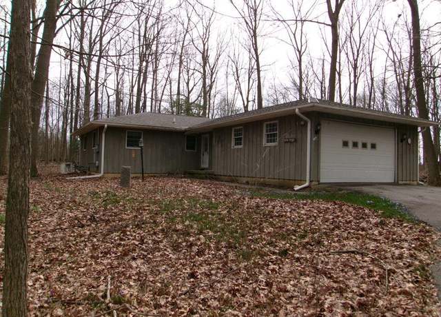 Property at 4215 Tipton Woods Dr, Adrian, MI 49221, 3 beds, 1.5 baths