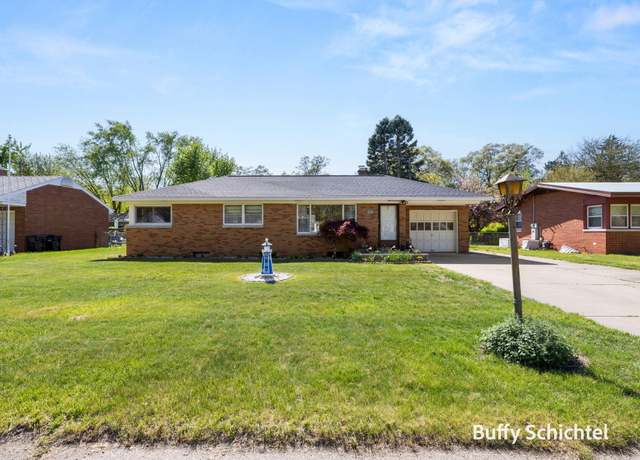 Property at 3451 Mccracken St, Norton Shores, MI 49441, 3 beds, 1.5 baths