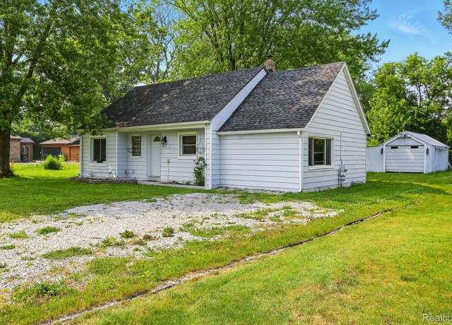 Property at 2121 Chesley Dr, Sterling Heights, MI 48310, 3 beds, 1 bath