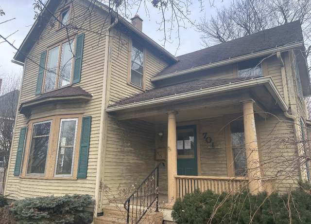Property at 701 N Nottawa St, Sturgis, MI 49091, 4 beds, 1 bath