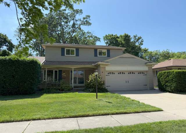 Property at 6219 Cambridge St, Dearborn Heights, MI 48127, 4 beds, 2.5 baths