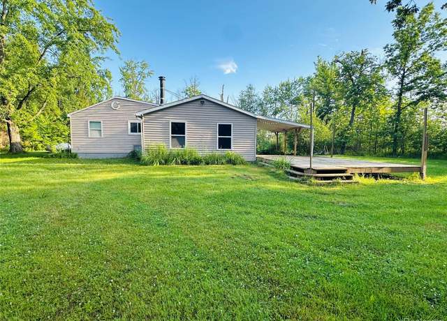 Property at 4643 Waldon Rd, Clarkston, MI 48348, 3 beds, 2 baths
