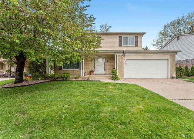 Property at 13876 Greentrees St, Riverview, MI 48193, 4 beds, 1.5 baths