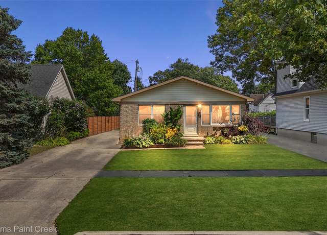 Property at 436 Orchard St, Wyandotte, MI 48192, 3 beds, 2.5 baths