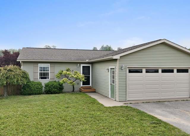 Property at 9041 Kingsfield Dr, Kingsley, MI 49649, 3 beds, 1 bath