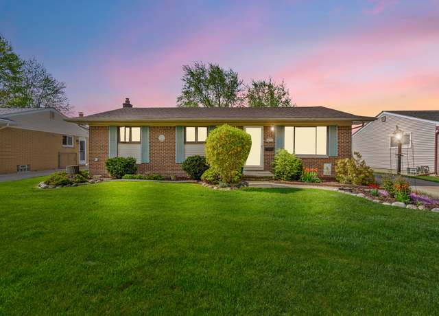 Property at 11928 Canterbury Dr, Sterling Heights, MI 48312, 3 beds, 1.5 baths