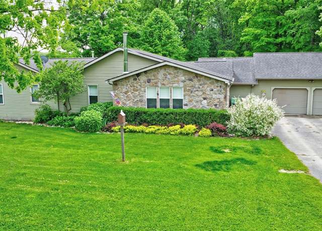 Property at 13028 Fish Lake Rd, Holly, MI 48442, 3 beds, 2 baths