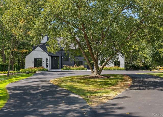 Property at 29775 Bristol Ln, Bingham Farms Village, MI 48025, 4 beds, 6 baths