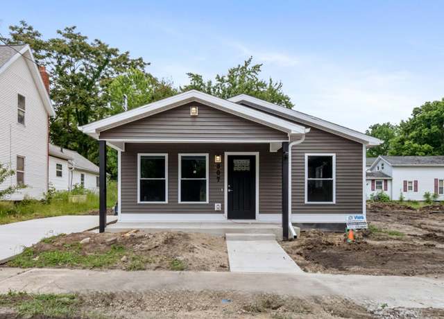 Property at 307 N Perrine St, Jackson, MI 49201, 2 beds, 1 bath