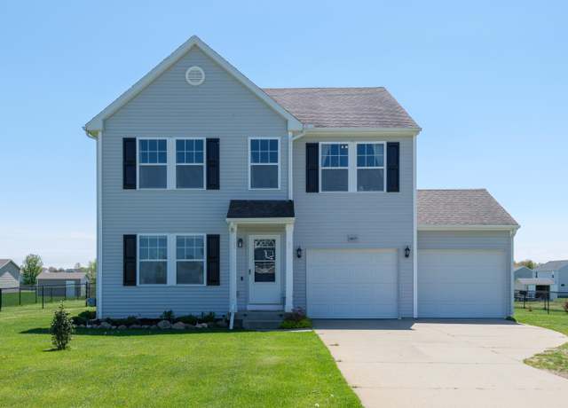 Property at 30777 Packard St, Paw Paw, MI 49079, 5 beds, 3.5 baths