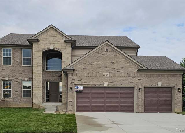Property at 55786 Stewart Dr, Macomb, MI 48042, 4 beds, 2.5 baths