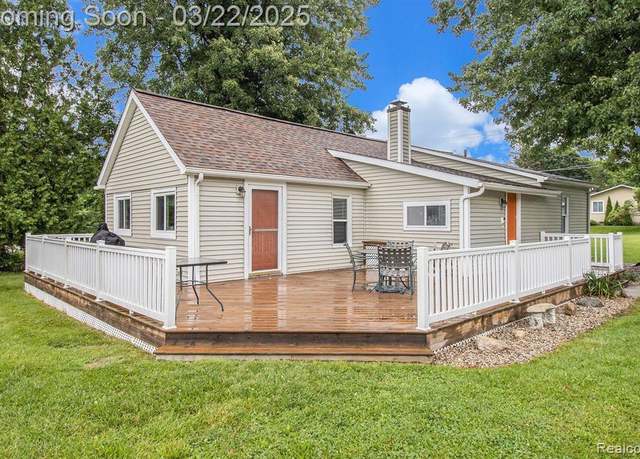 Property at 3211 S Old US Highway 23, Brighton, MI 48114, 2 beds, 1 bath