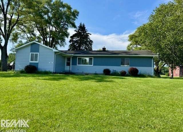 Property at 9742 Division Rd, Columbus, MI 48063, 3 beds, 1 bath