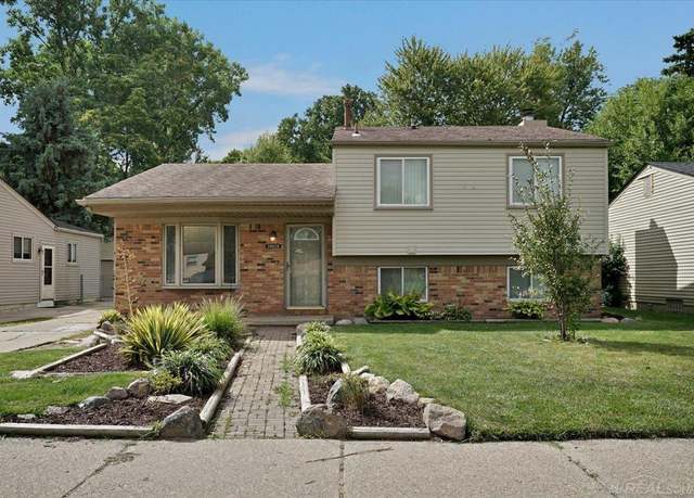 Property at 34029 Little Mack Ave, Clinton Charter Township, MI 48035, 3 beds, 1.5 baths