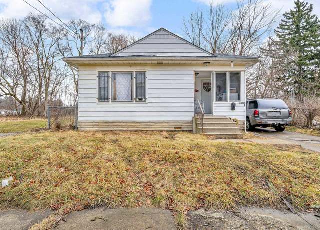 Property at 4520 Edwards Ave, Flint, MI 48505, 3 beds, 1 bath