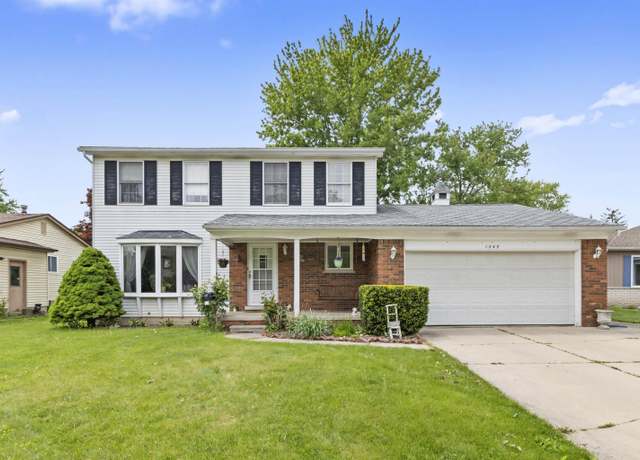 Property at 1340 Carolina Ave, Marysville, MI 48040, 4 beds, 2 baths