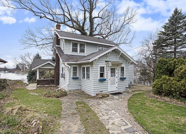 Property at 165 Honey Ln, Battle Creek, MI 49015, 2 beds, 2.5 baths