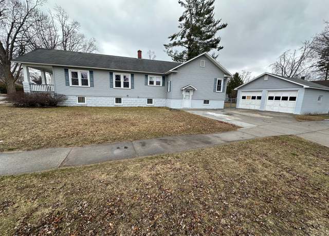 Property at 452 W Lincoln St, Alpena, MI 49707, 4 beds, 1.5 baths
