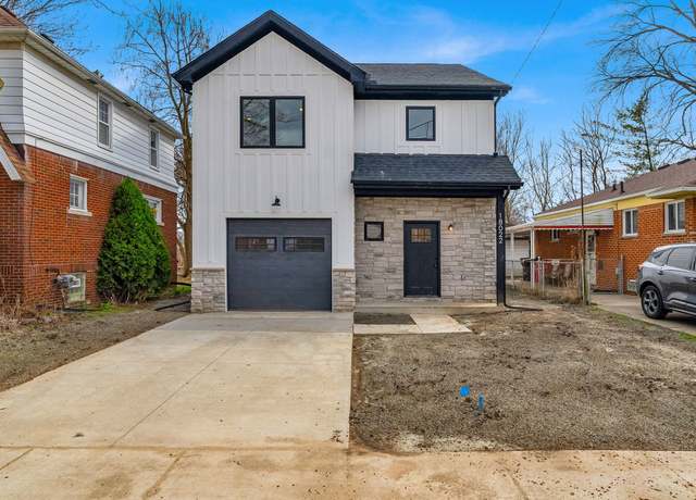 Property at 18022 Elizabeth St, Roseville, MI 48066, 3 beds, 2.5 baths