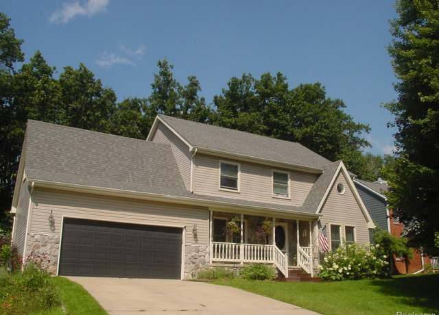 Property at 10832 Eagle Cove Dr, South Lyon, MI 48178, 4 beds, 2.5 baths