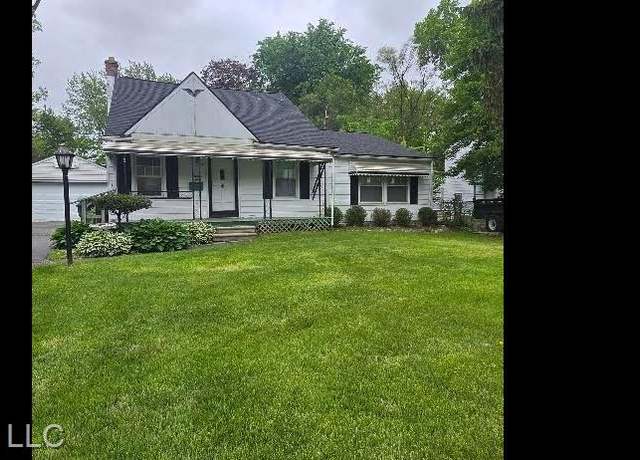 Property at 31749 Rosslyn Ave, Garden City, MI 48135, 3 beds, 2 baths