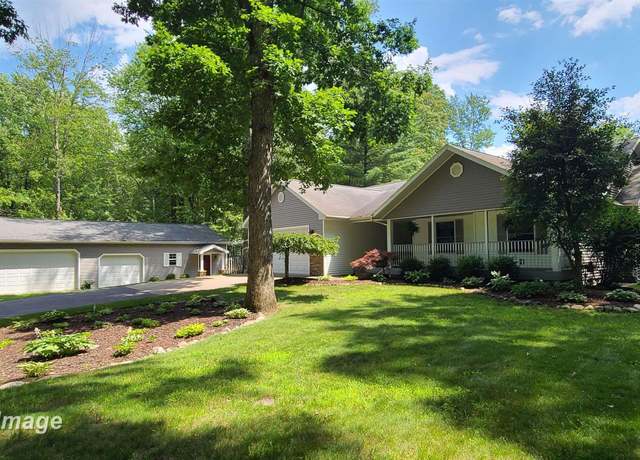 Property at 133 W Love Rd, Sanford Village, MI 48657, 4 beds, 3 baths