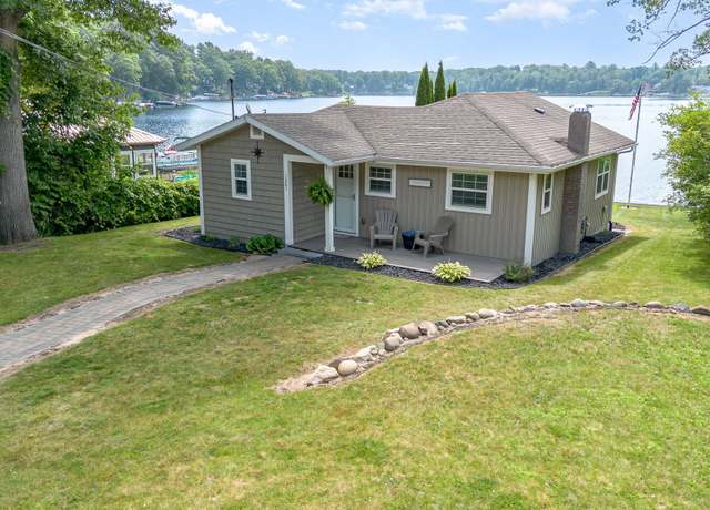 Property at 1281 N Crooked Lake Dr, Lake, MI 48632, 2 beds, 1 bath