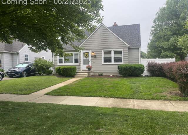 Property at 1991 Buckingham Ave, Berkley, MI 48072, 3 beds, 1 bath