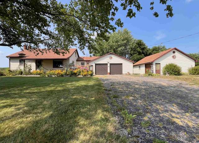 Property at 3700 Red School Rd, Blair Township, MI 49649, 5 beds, 2.5 baths