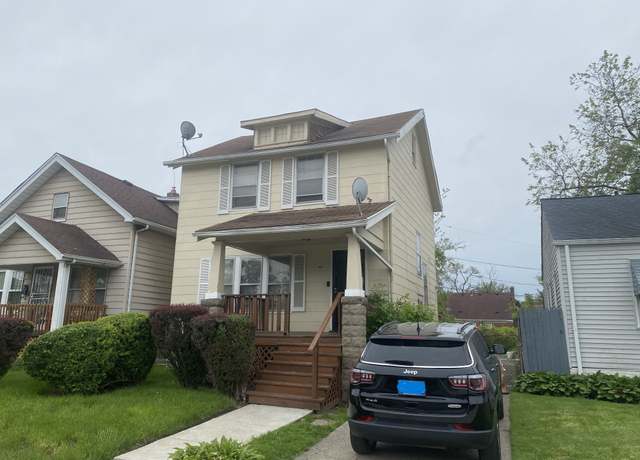 Property at 984 E Hollywood, Highland Park, MI 48203, 3 beds, 1.5 baths