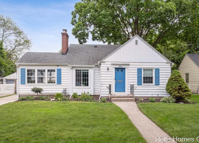 Property at 2052 Gorham Dr SE, East Grand Rapids, MI 49506, 3 beds, 2 baths