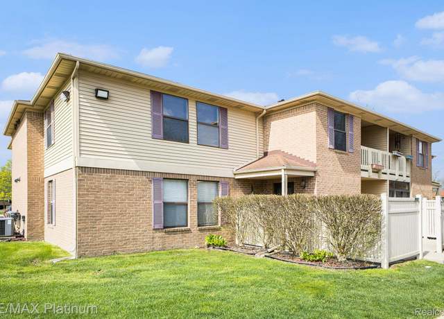 Property at 61144 Greenwood Drive Dr, South Lyon, MI 48178, 2 beds, 2 baths