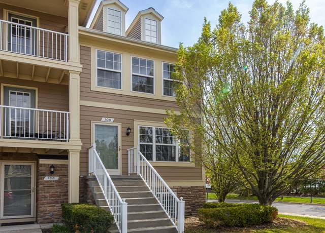 Property at 100 Evergreen Trl, Lake Orion, MI 48362, 3 beds, 2 baths