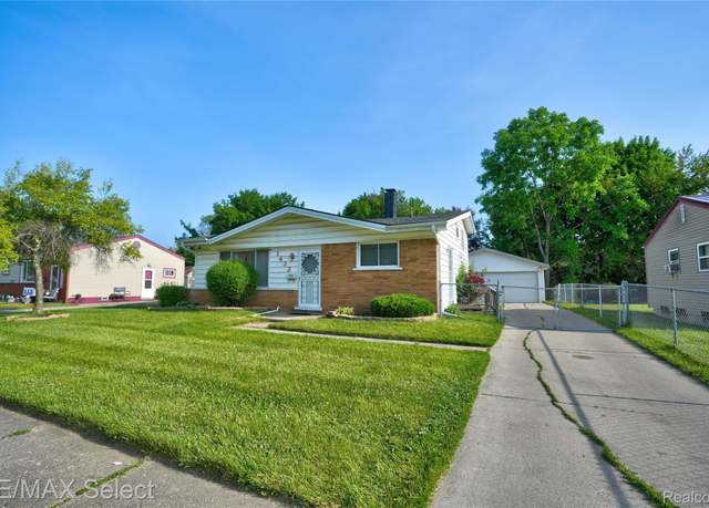 Property at 1432 Charwood Rd, Mt Morris, MI 48458, 2 beds, 1.5 baths