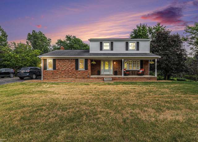 Property at 21180 Armada Ridge Rd, Armada, MI 48005, 4 beds, 3.5 baths