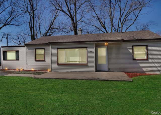 Property at 11612 Westpoint St, Taylor, MI 48180, 2 beds, 1 bath