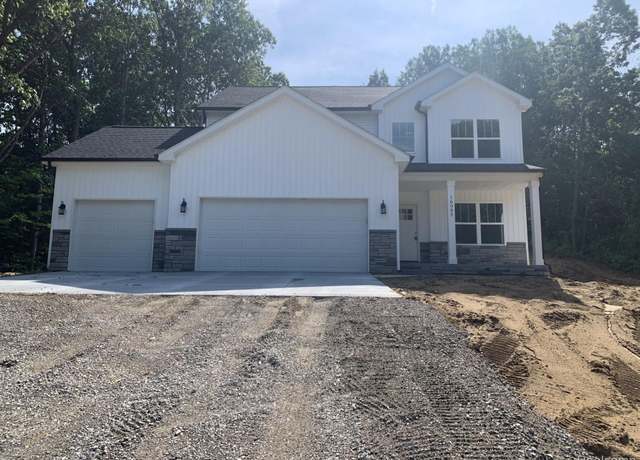 Property at 16085 Catalpa Dr, Holly, MI 48442, 4 beds, 2.5 baths