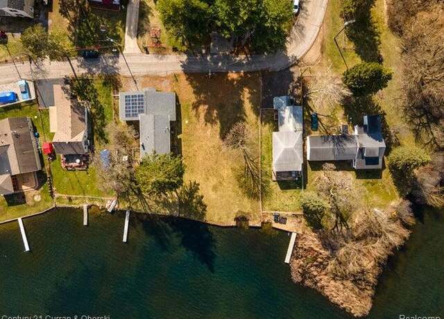 Property at 5031 Pine Dr, Jackson, MI 49201
