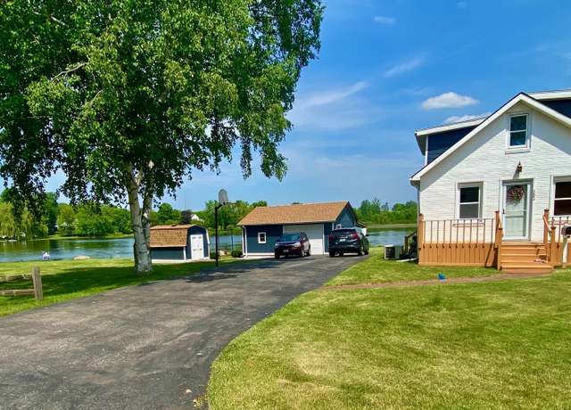 Property at 303 S Lemen St, Fenton, MI 48430, 2 beds, 1 bath