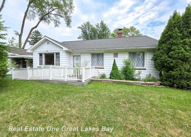 Property at 1520 Coolidge Ave, Saginaw, MI 48638, 2 beds, 1 bath